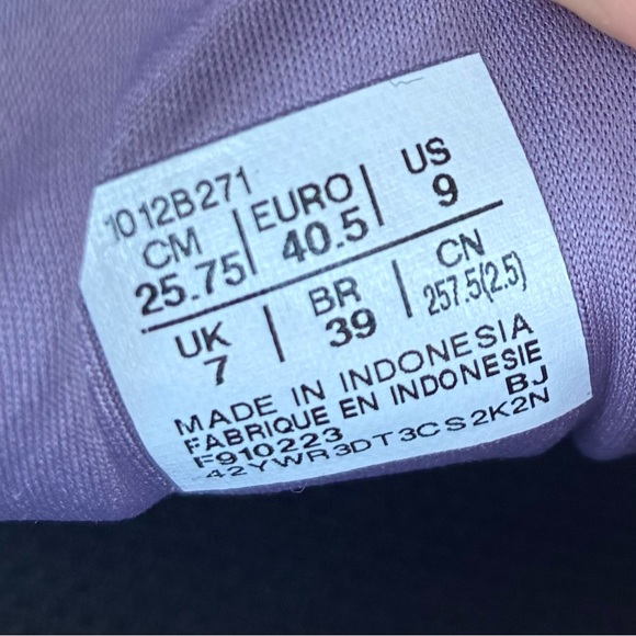 Asics Womens GT 2000 11 1012B271 Purple Running Shoes Sneakers Sz 9 - Picture 3 of 16